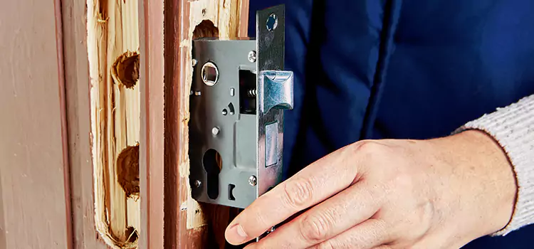 Garage Door Lock Replacement Martinez